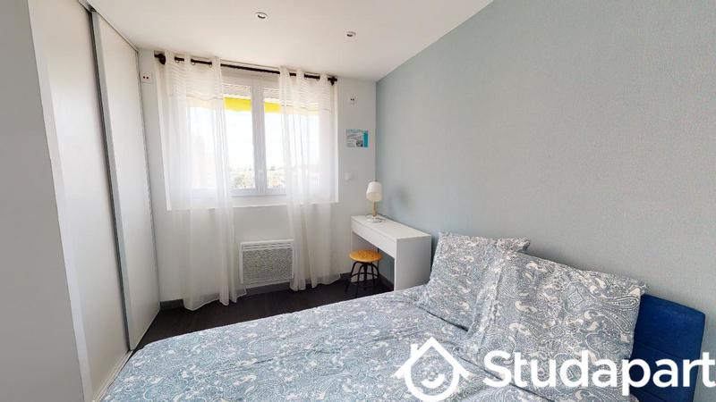 Chambre - 10 m² - 1 pièce