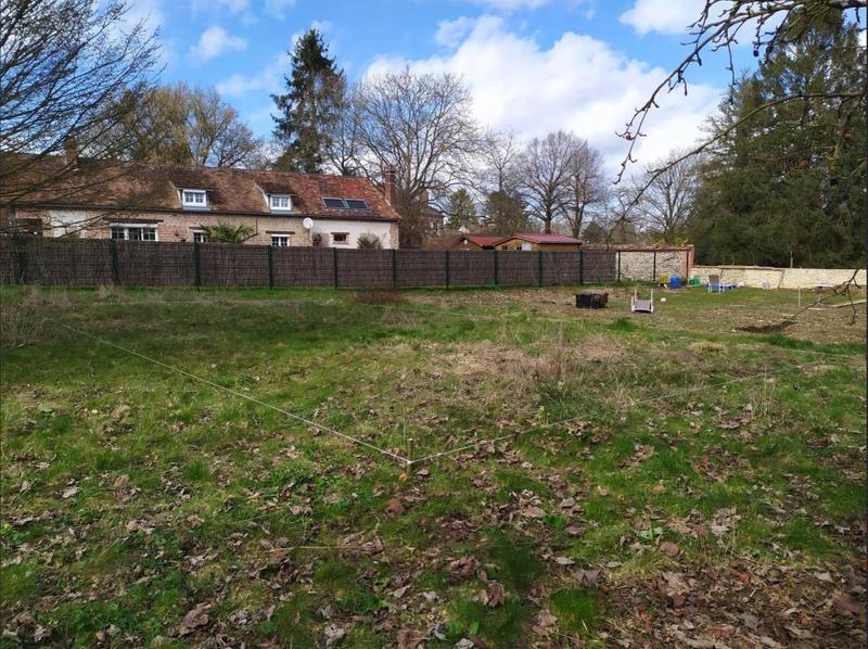 Terrain constructible - 700 m²