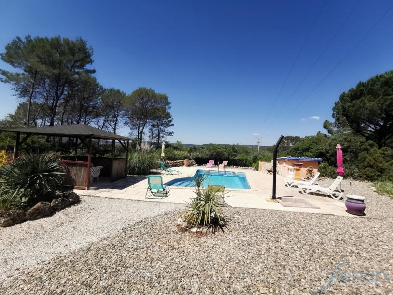 Villa - 205 m² - 6 pièces