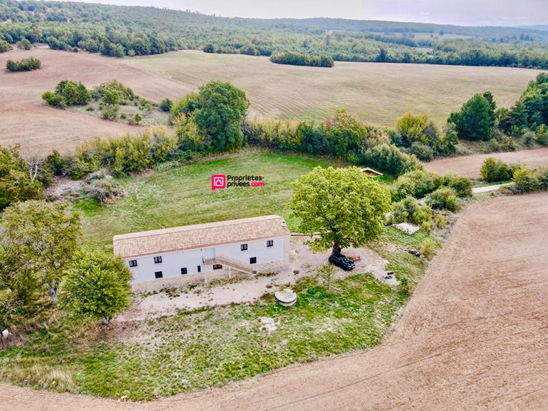 Mas - 270 m² - 12 pièces