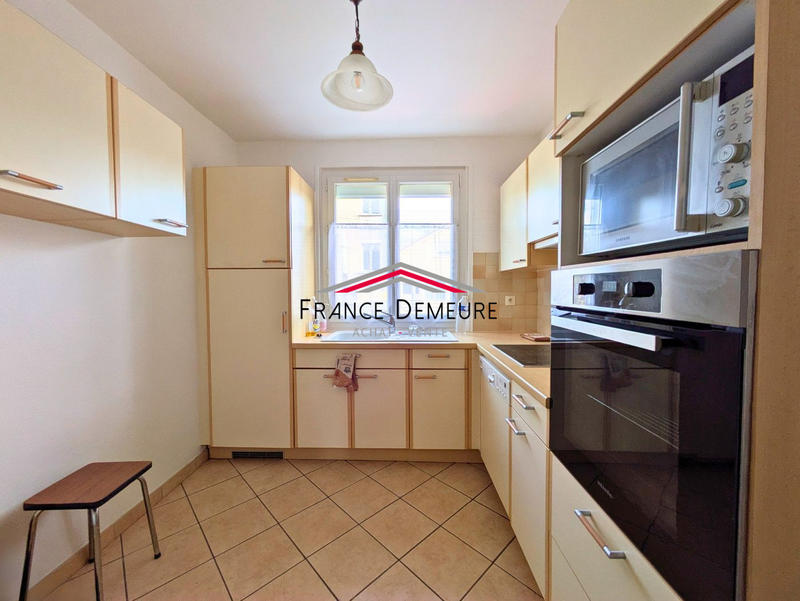 Maison - 91 m² - 5 pièces