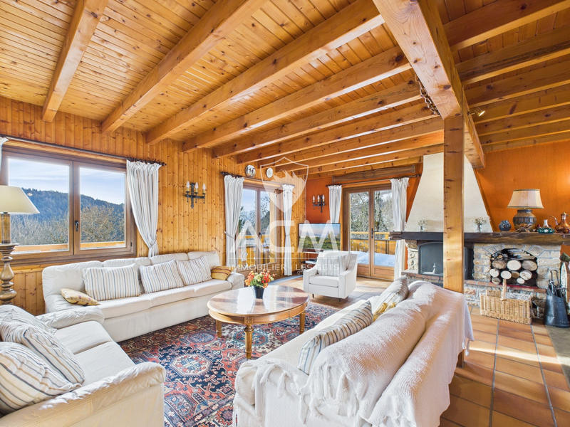Châlet - 168 m² - 6 pièces