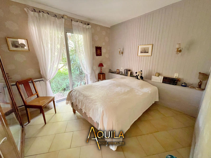 Villa - 100 m² - 6 pièces