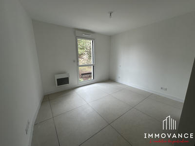 Appartement - 97 m² - 4 pièces