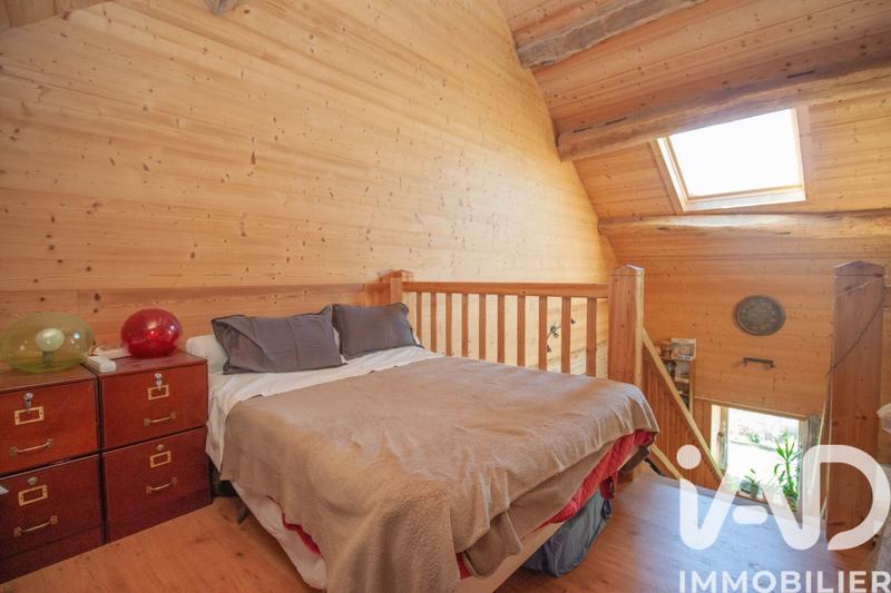 Maison - 280 m² - 8 pièces