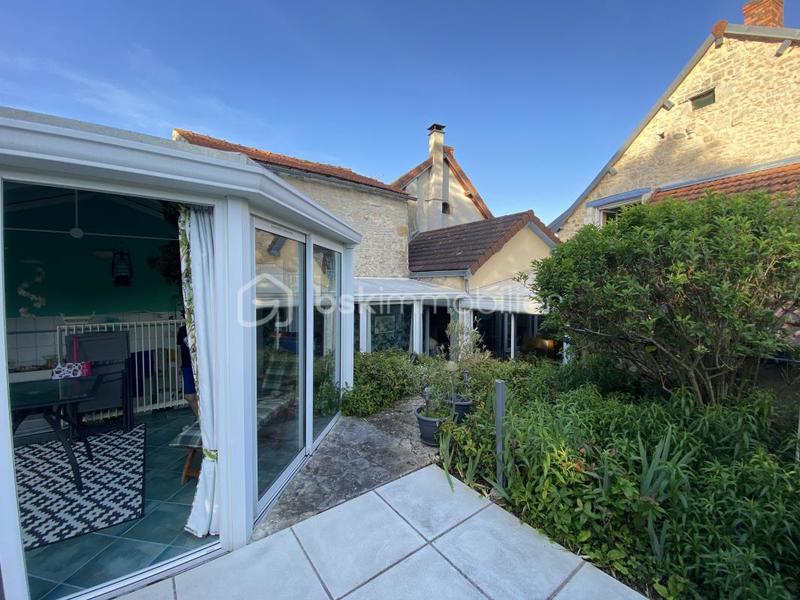 Maison ancienne - 246 m² - 9 pièces