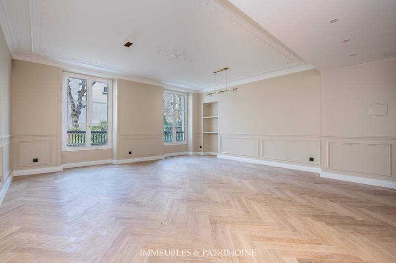 Immeuble - 55 m² - 2 pièces