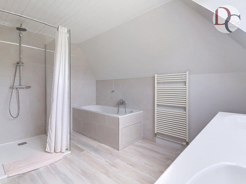 Maison - 160 m² - 7 pièces