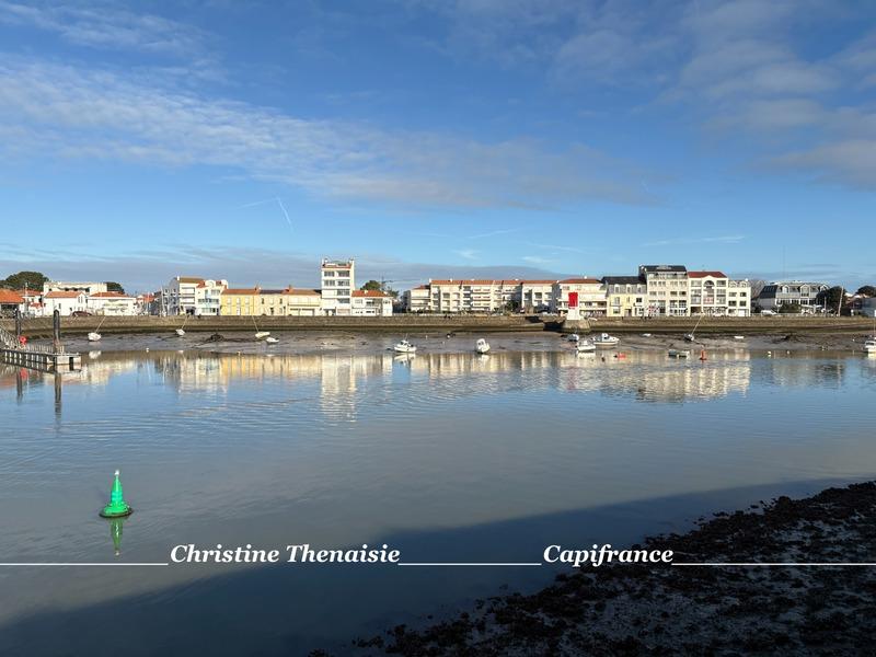 Maison - 168 m² - 8 pièces