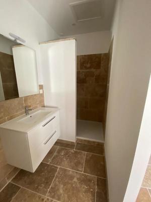 Studio - 30 m² - 1 pièce