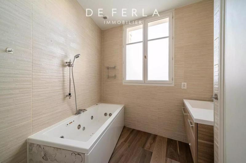 Appartement - 178 m² - 5 pièces