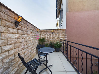 Maison - 185 m² - 7 pièces