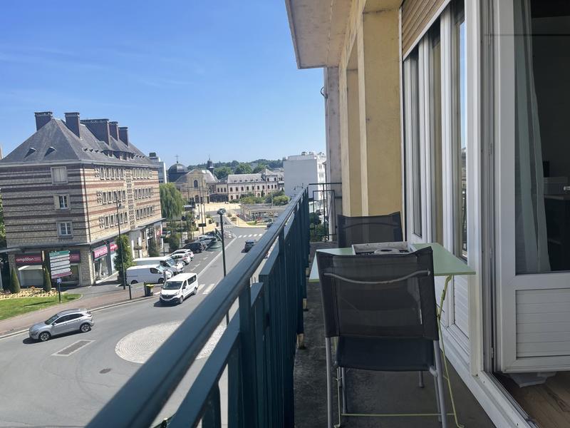 Appartement - 97 m² - 3 pièces