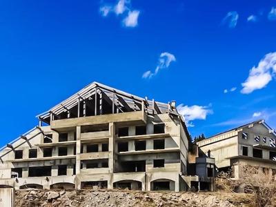 Immeuble - 3 714 m²