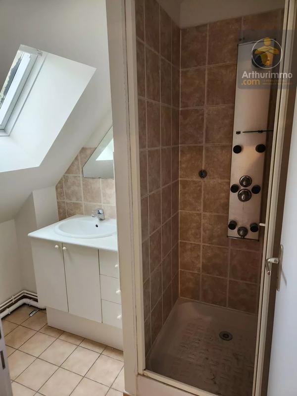 Appartement - 137 m² - 8 pièces