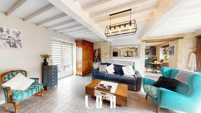 Maison - 260 m² - 12 pièces