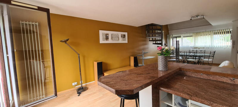 Appartement - 80 m² - 5 pièces