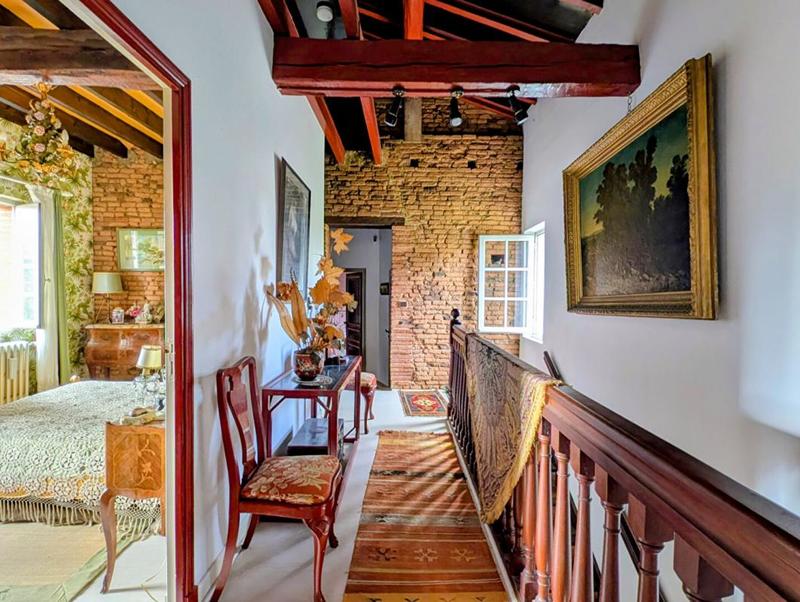 Demeure - 187 m² - 6 pièces