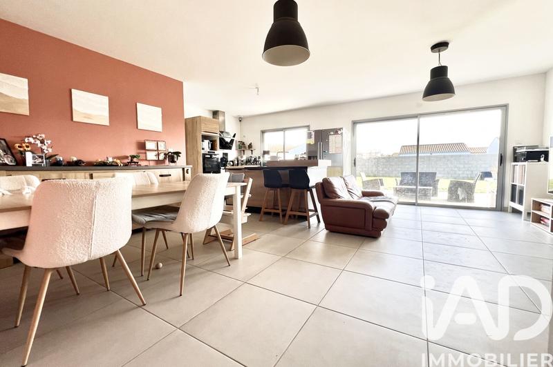 Maison - 102 m² - 5 pièces