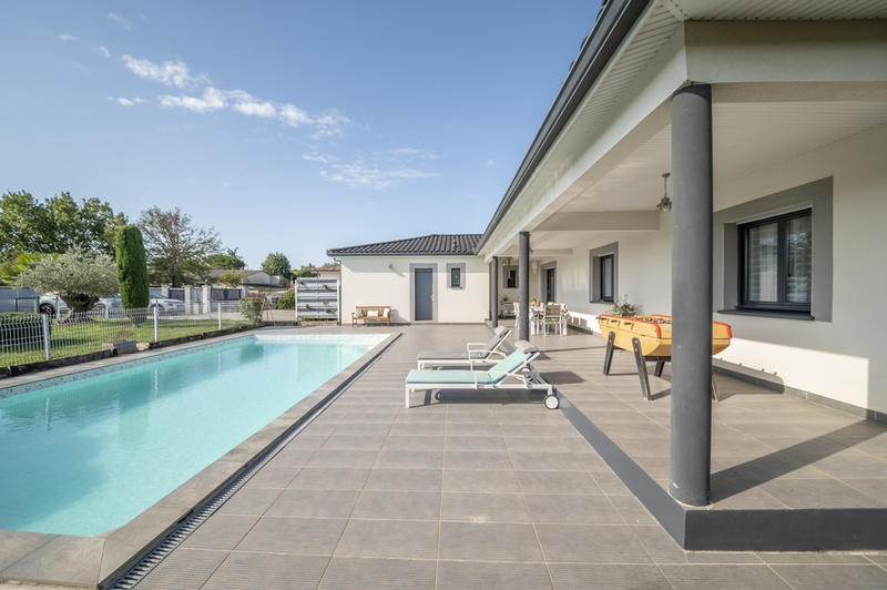 Maison - 166 m² - 7 pièces