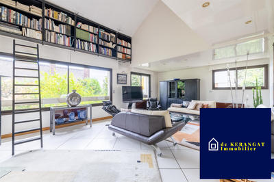 Maison - 239 m² - 10 pièces