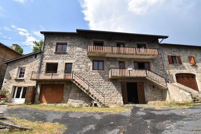 Maison en pierre - 135 m² - 6 pièces