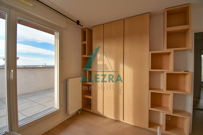 Appartement - 84 m² - 4 pièces