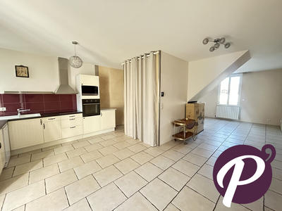Maison - 95 m² - 4 pièces