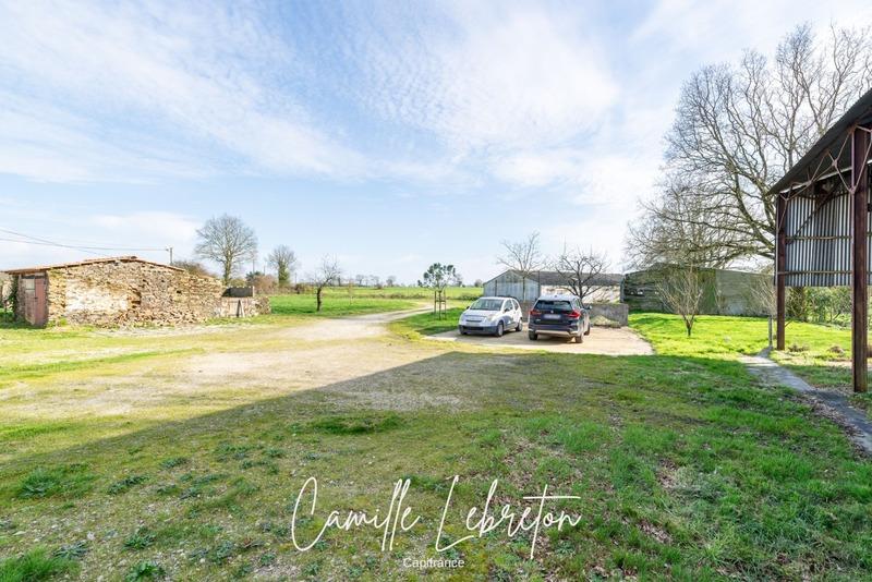 Maison - 140 m² - 5 pièces