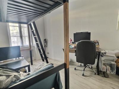 Studio - 16 m² - 1 pièce
