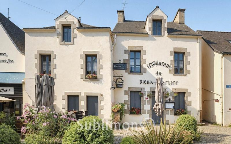 Local commercial - 160 m² - 6 pièces