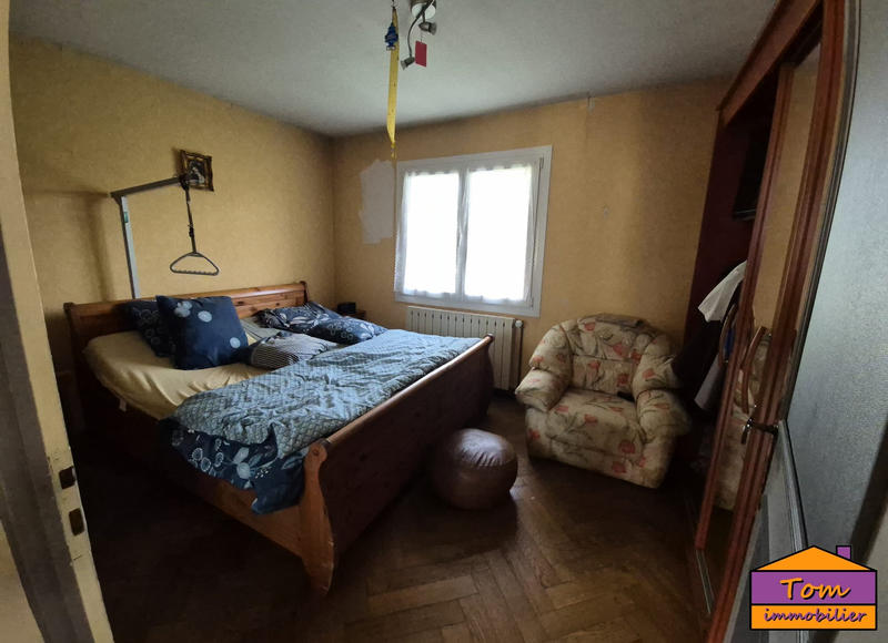 Maison traditionnelle - 98 m² - 4 pièces