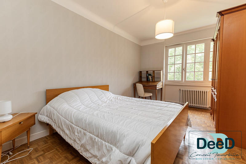 Maison - 175 m² - 7 pièces