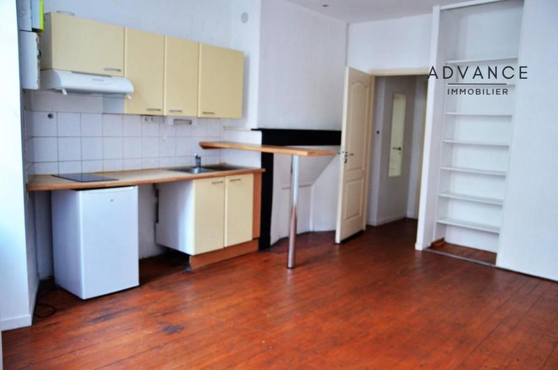 Studio - 25 m² - 1 pièce