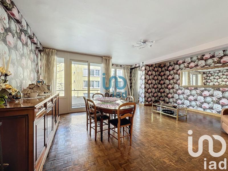 Appartement - 92 m² - 4 pièces