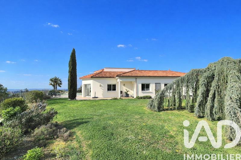 Maison de maîtres - 356 m² - 9 pièces