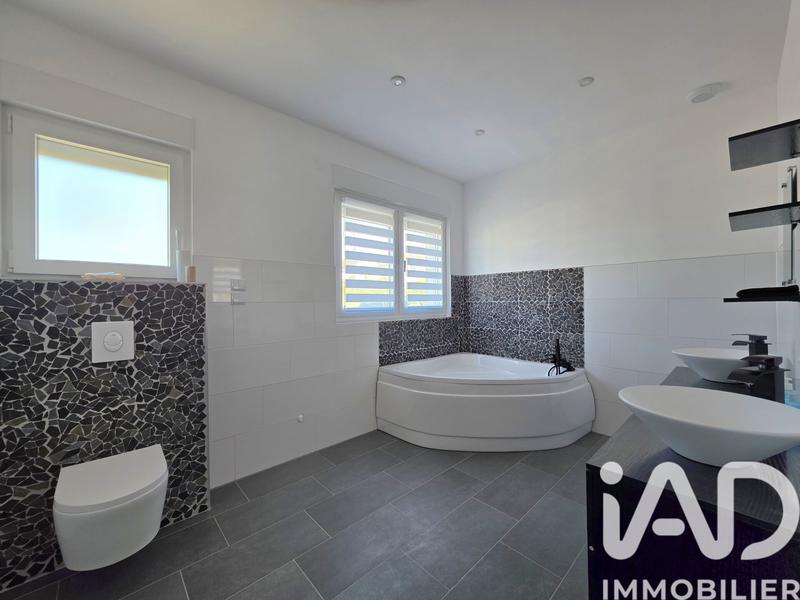 Maison - 150 m² - 5 pièces