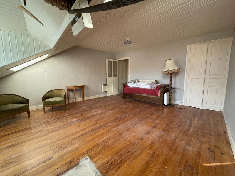 Maison - 95 m² - 3 pièces