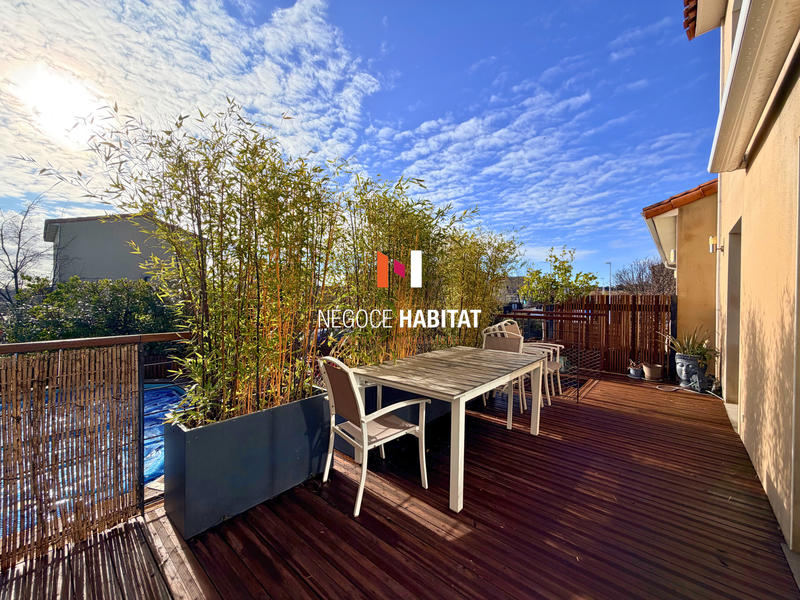 Maison - 98 m² - 5 pièces