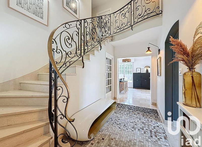 Maison - 161 m² - 7 pièces