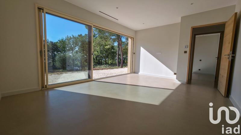 Maison - 198 m² - 5 pièces