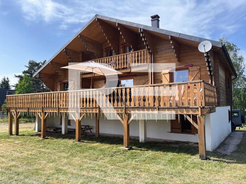 Châlet - 150 m² - 5 pièces