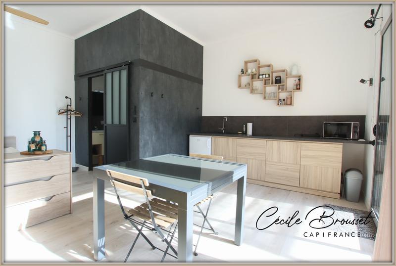 Propriété - 259 m² - 10 pièces