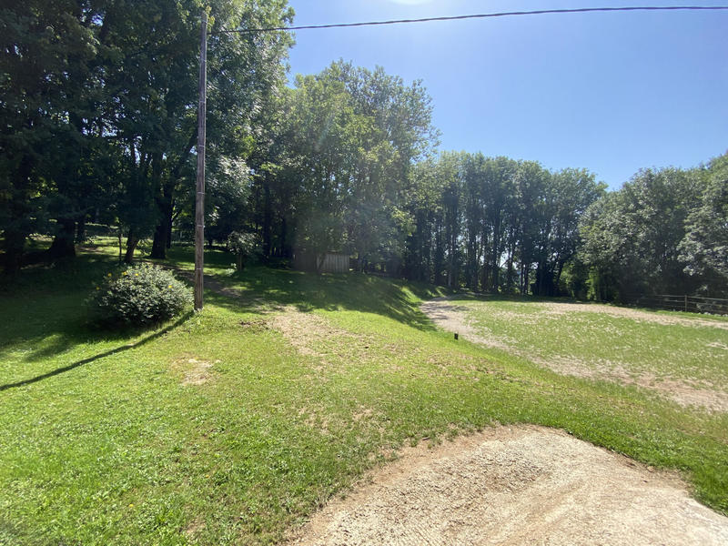 Maison - 360 m² - 8 pièces