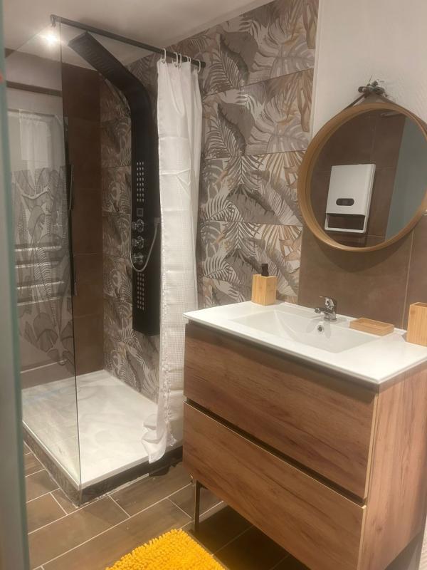 Immeuble - 140 m² - 3 pièces