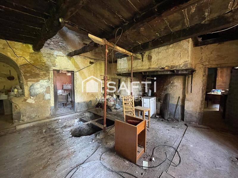 Maison - 200 m² - 5 pièces