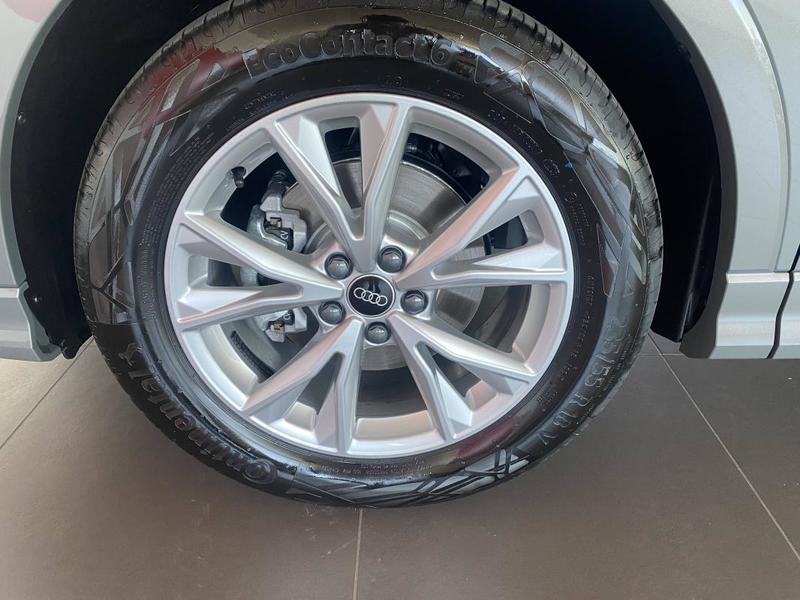 Audi Q3 35 Tfsi 150 ch s tronic 7 s line