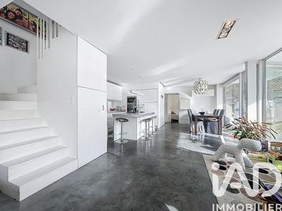 Maison de maîtres - 140 m² - 5 pièces