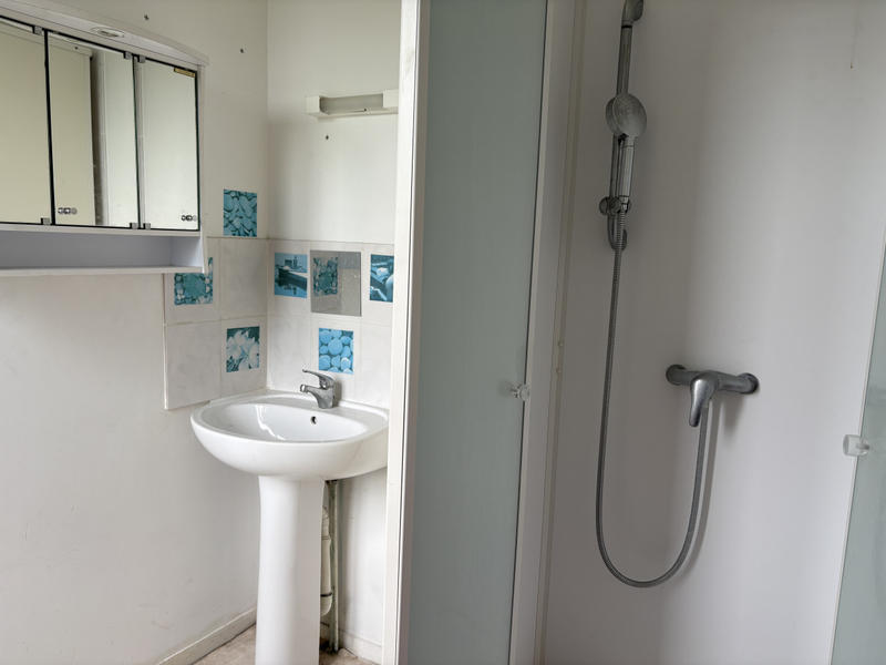 Maison - 230 m² - 8 pièces