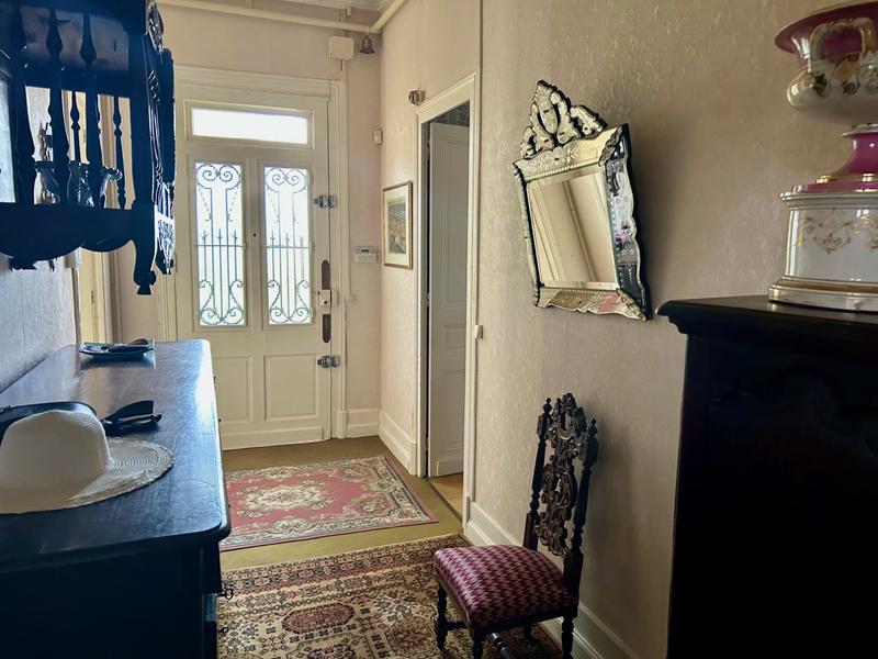 Maison - 200 m² - 10 pièces